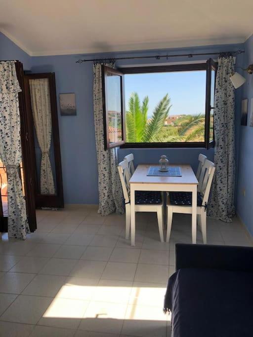 Villa Vacanza In Sardegna à Tanaunella Extérieur photo